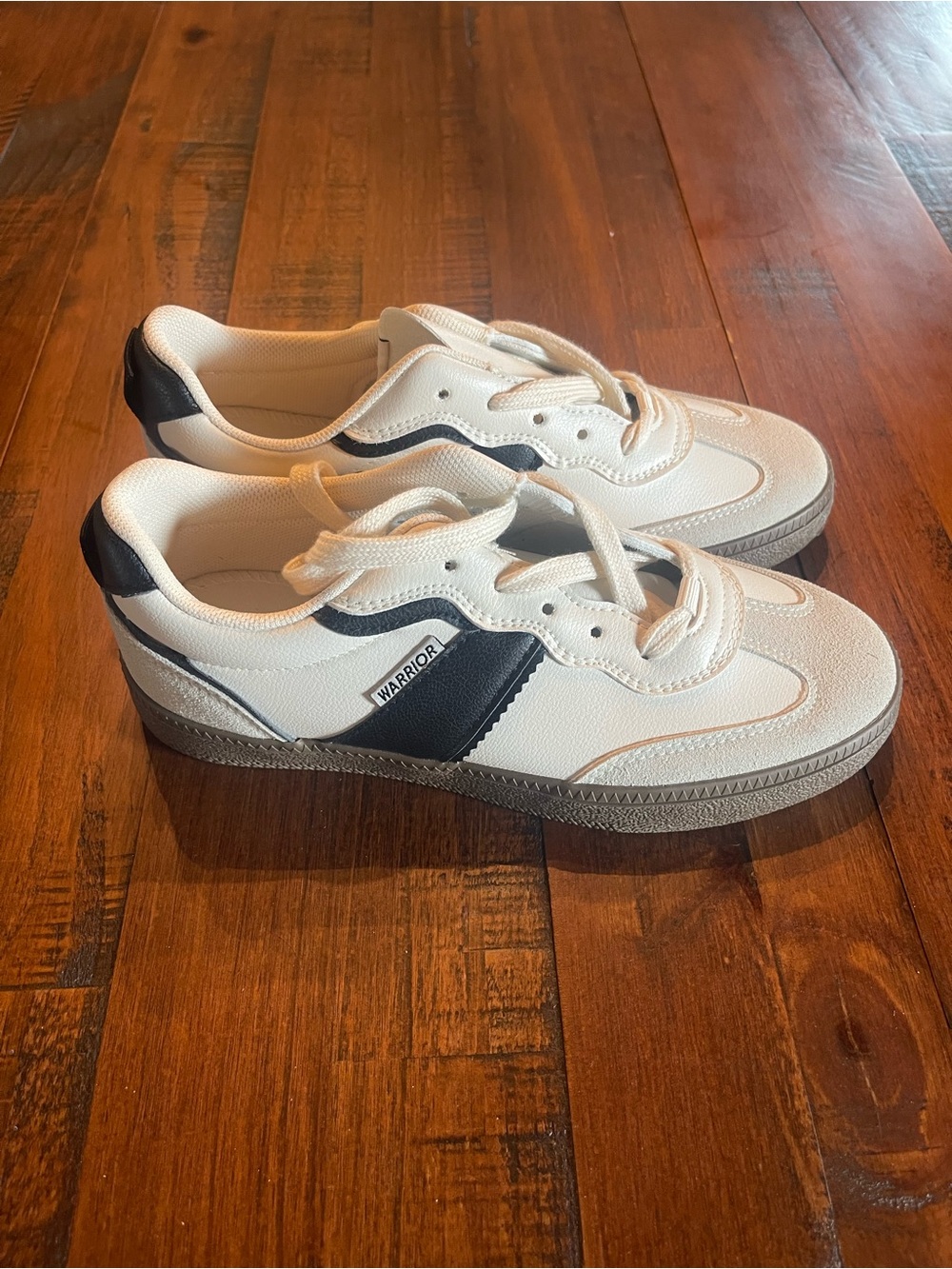 Warrior Women's White & Black Low-Profile Sneakers